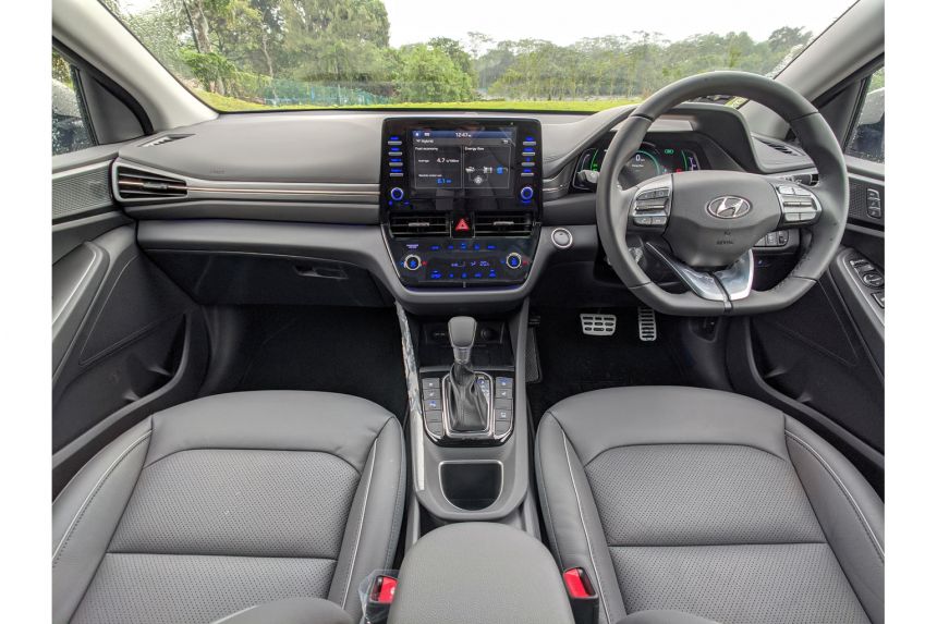 IONIQ Hybrid Interior