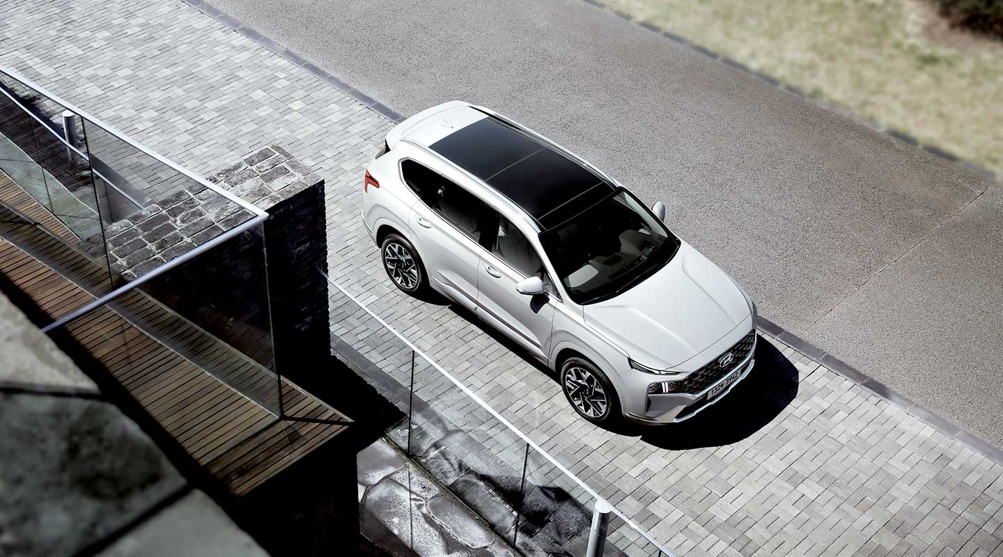 Hyundai Santa Fe parked top view