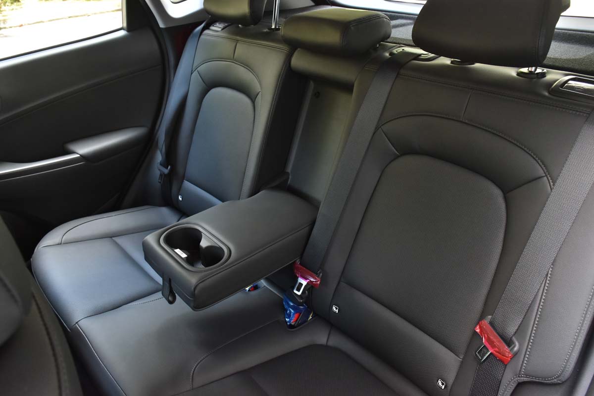 Hyundai KONA Hybrid rear seats