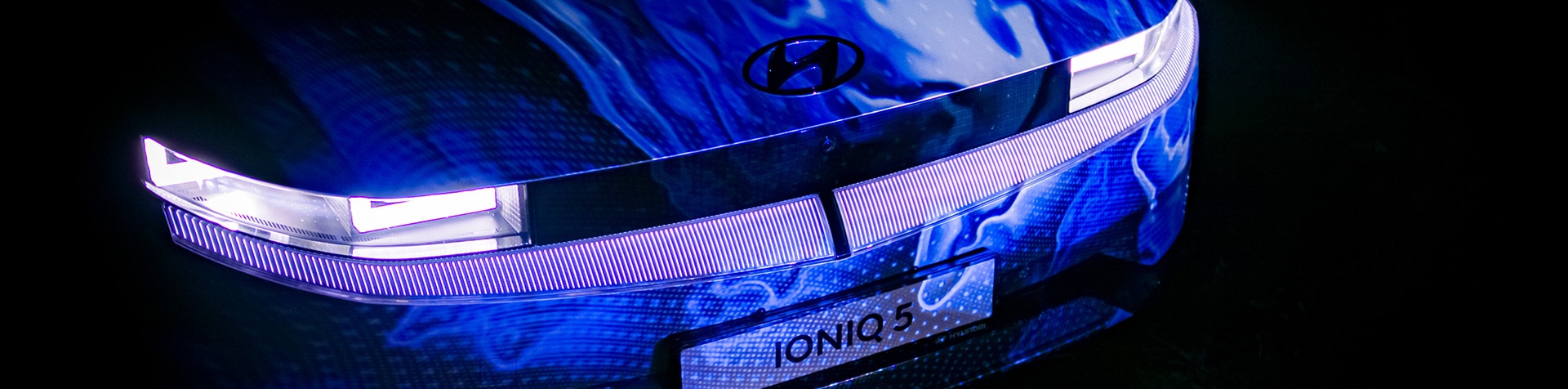 Power your art: Bringing light into darkness with the IONIQ 5