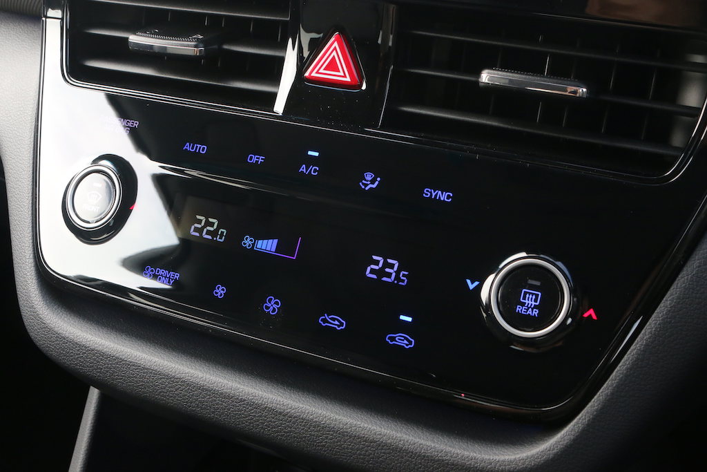 Hyundai Ioniq Hybrid Climate Control System