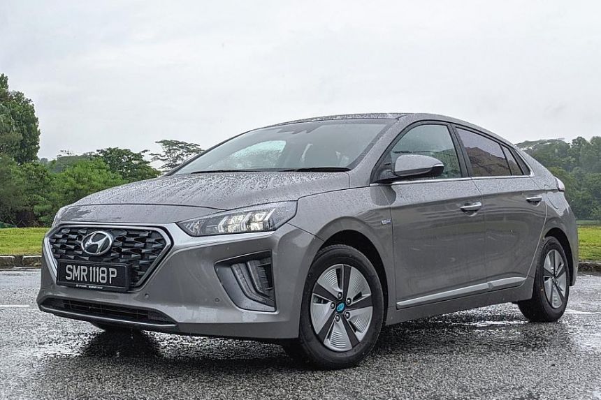 IONIQ Hybrid Front Close up