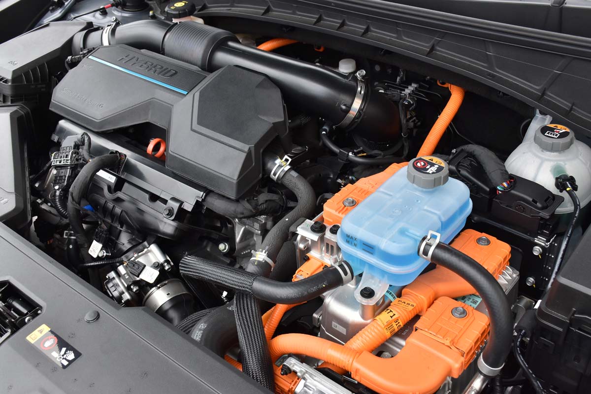 Hyundai Singapore TUCSON Hybrid engine