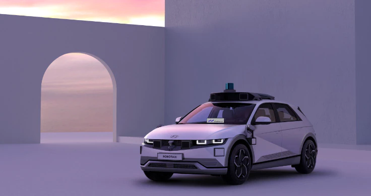 Hyundai IONIQ 5 robotaxi Front Side