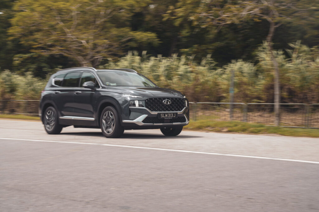 Hyundai Singapore Santa Fe panning