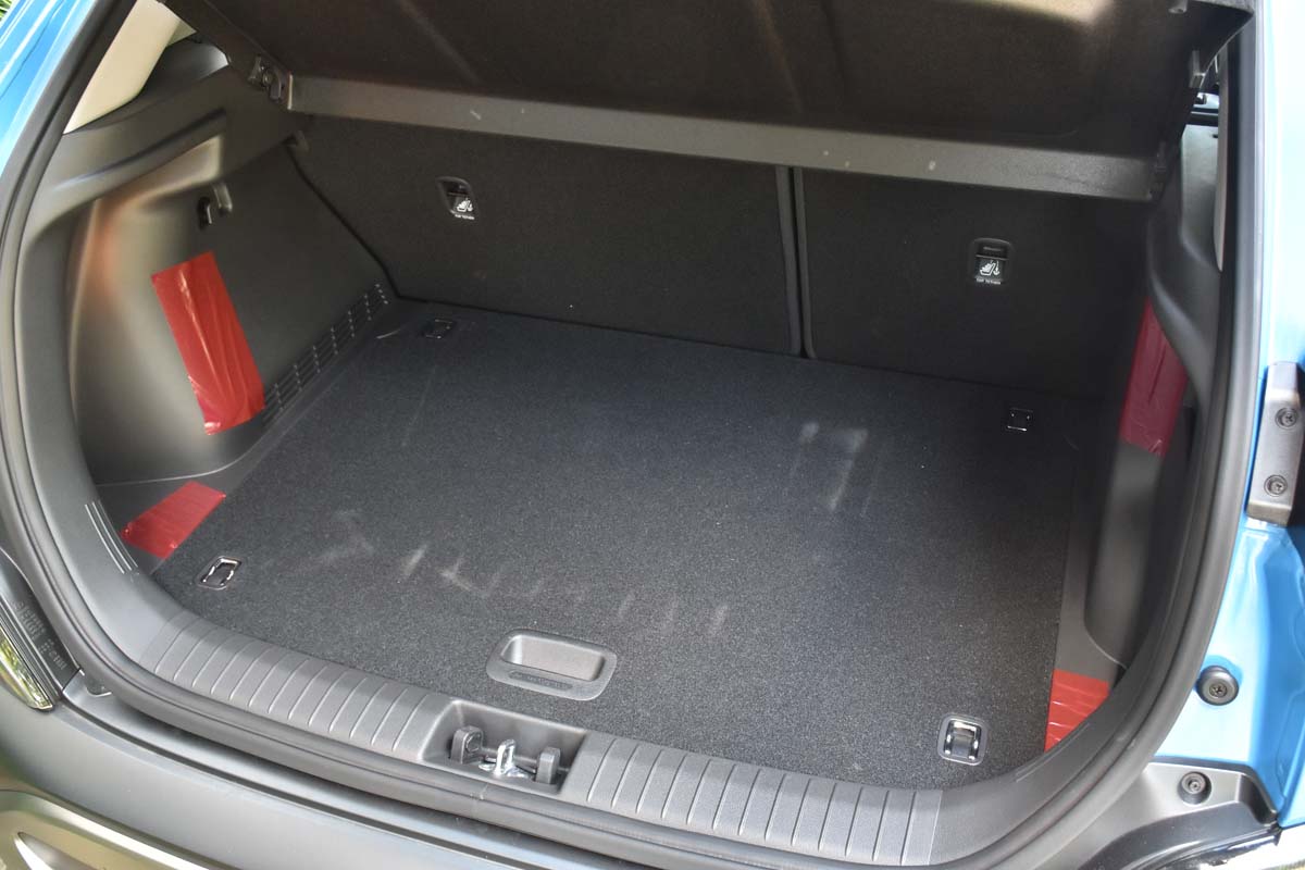 Hyundai KONA Hybrid boot space