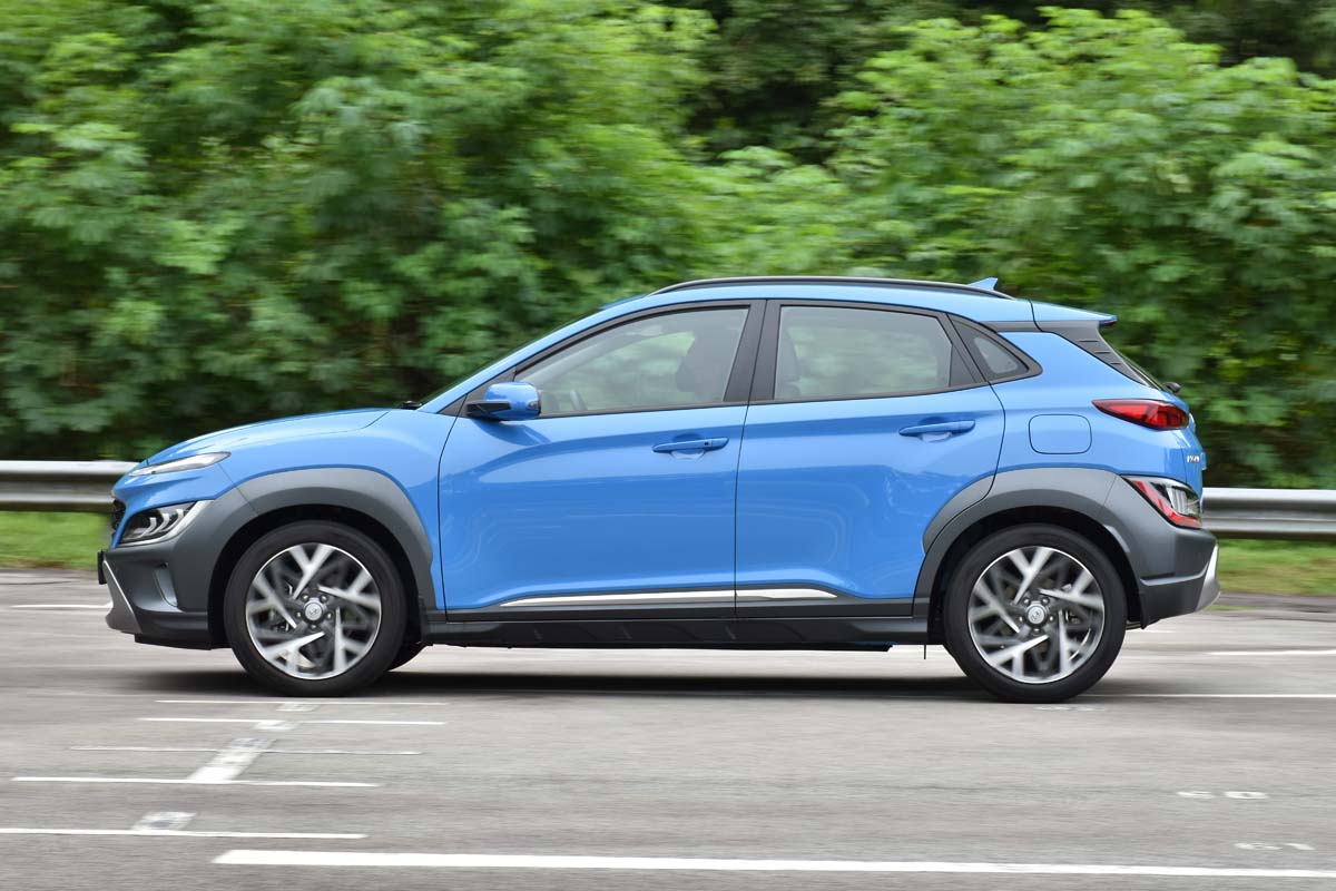 Hyundai KONA Hybrid front profile