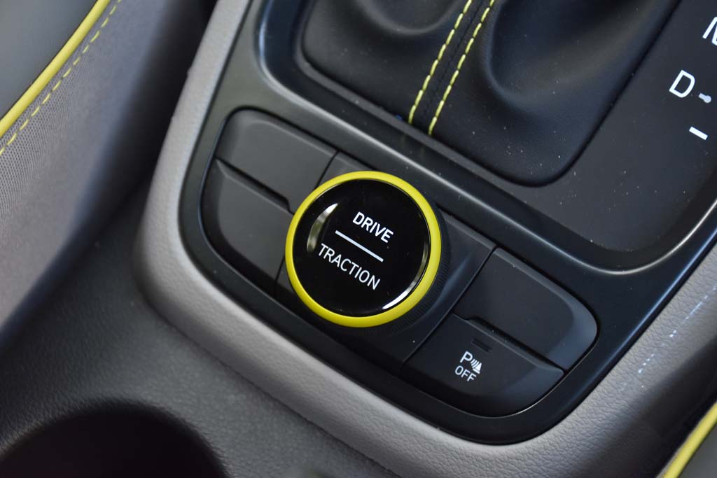 Hyundai Singapore Venue S traction control dial