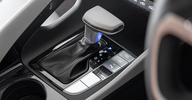 2021 Hyundai AVANTE transmission